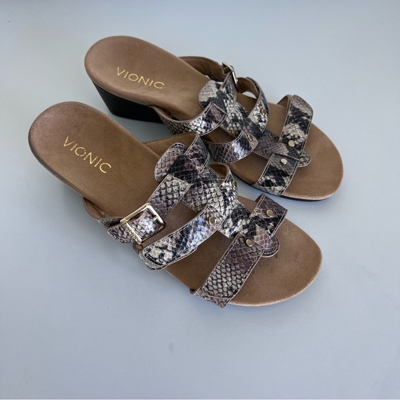 Vionic Women’s Radia Snake Print Sandals - Picture 1 of 10